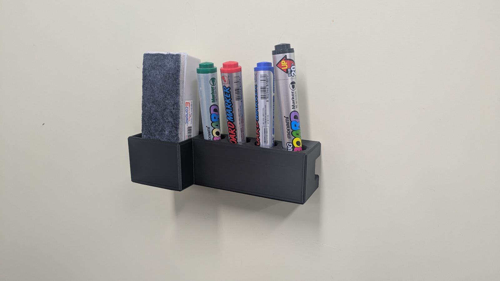Board Marker Caddy image 1